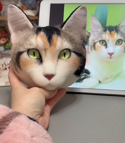 #01   Woolfelt 3D Cat Head (short hair) | MeetPet